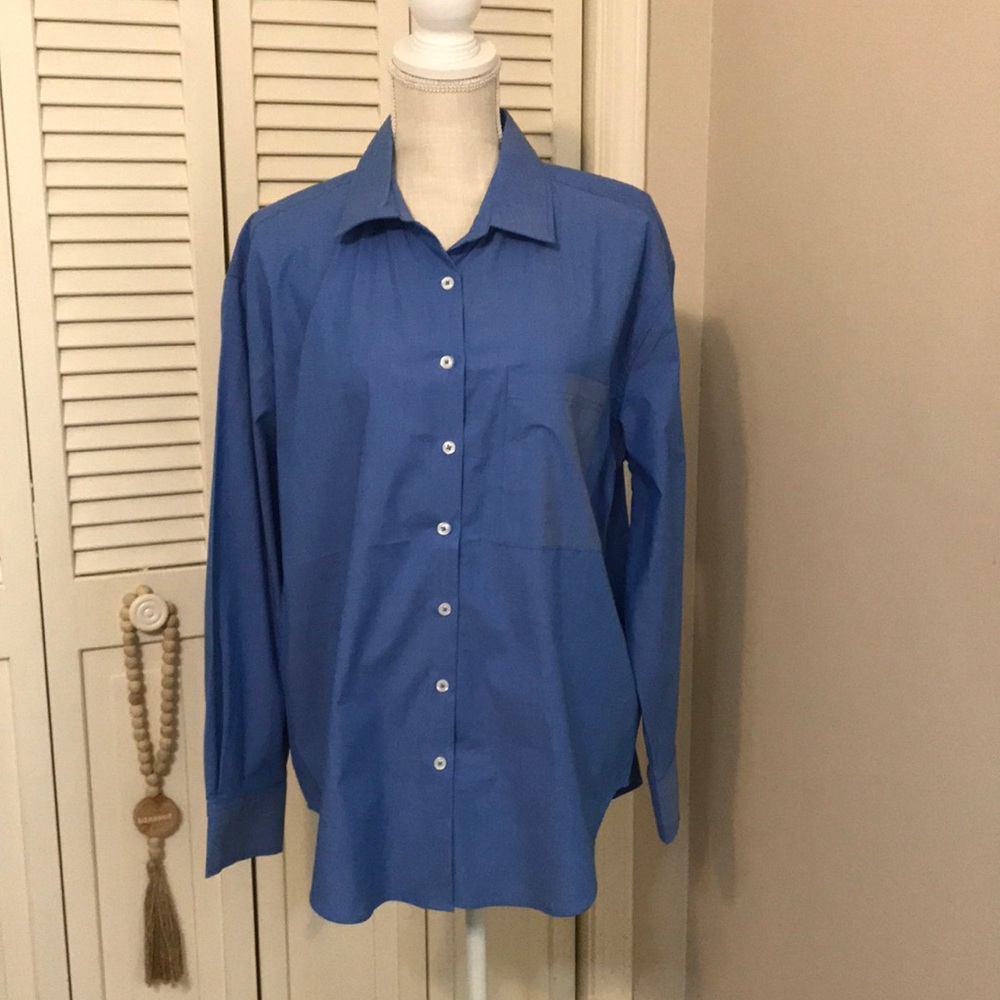 Women’s button down top size large. New with tags